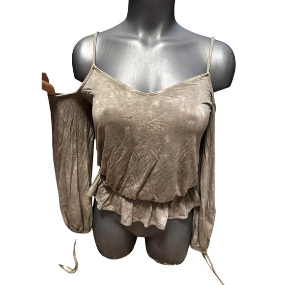 Soft and sexy American Eagle greenish cold, shoulder tie, wrist top Small - Picture 1 of 3